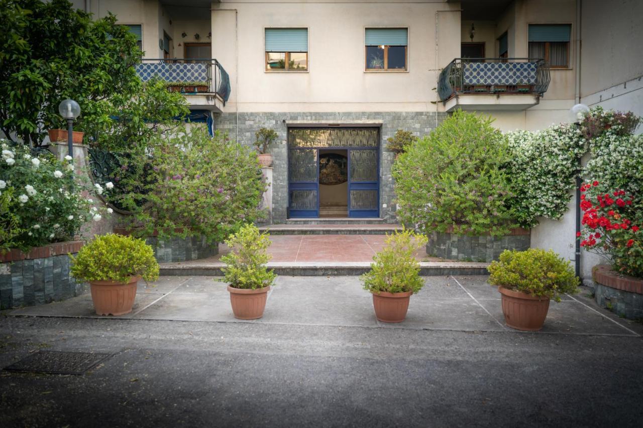 Hidden Garden & Bed & Breakfast