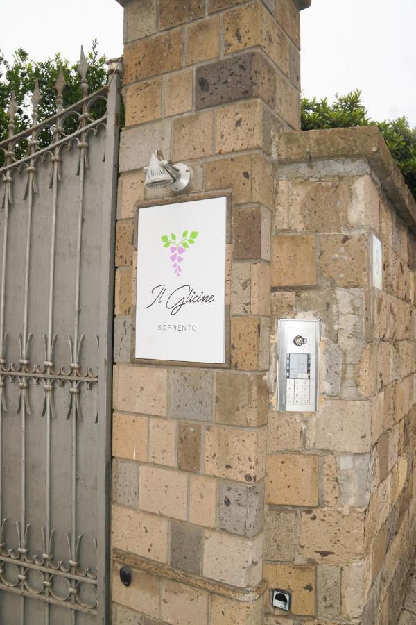 Il Glicine Guest house *