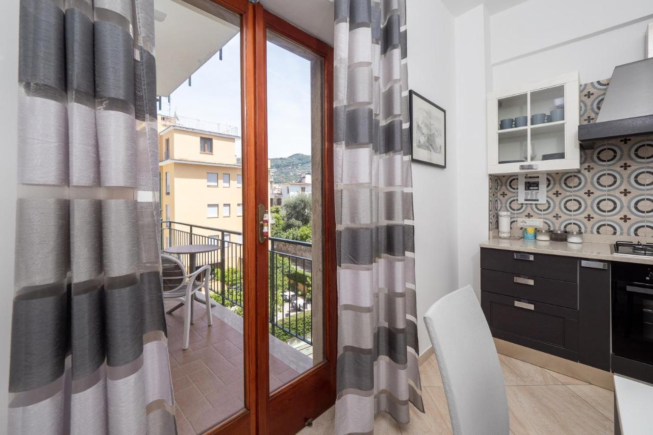 Parsano - De Vivo Realty Apartment Sorrento