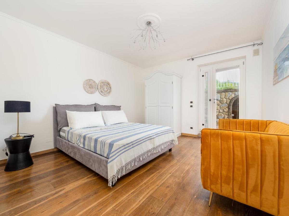 Faraglioni 3 Bedrooms With Seaview Holiday home Sorrento