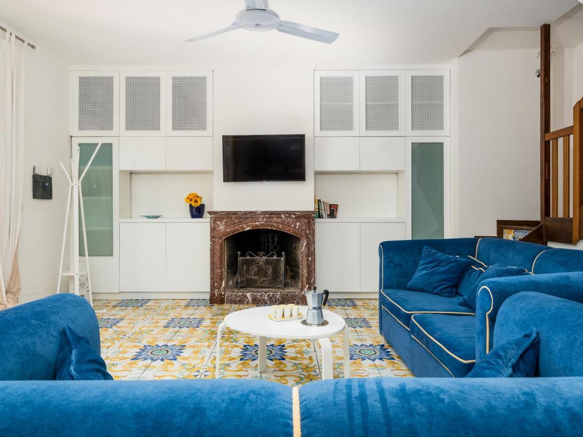 Faraglioni 3 Bedrooms With Seaview Holiday home