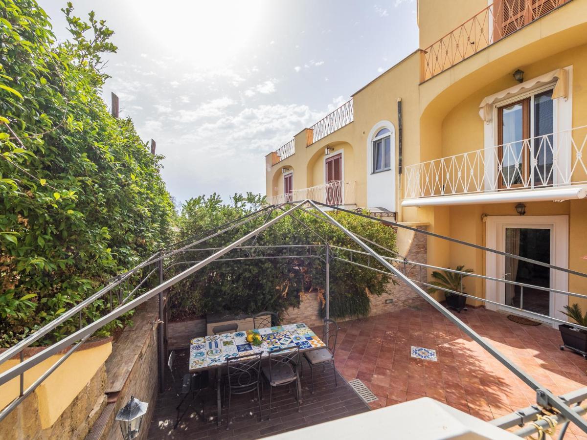 Faraglioni 3 Bedrooms With Seaview Holiday home *