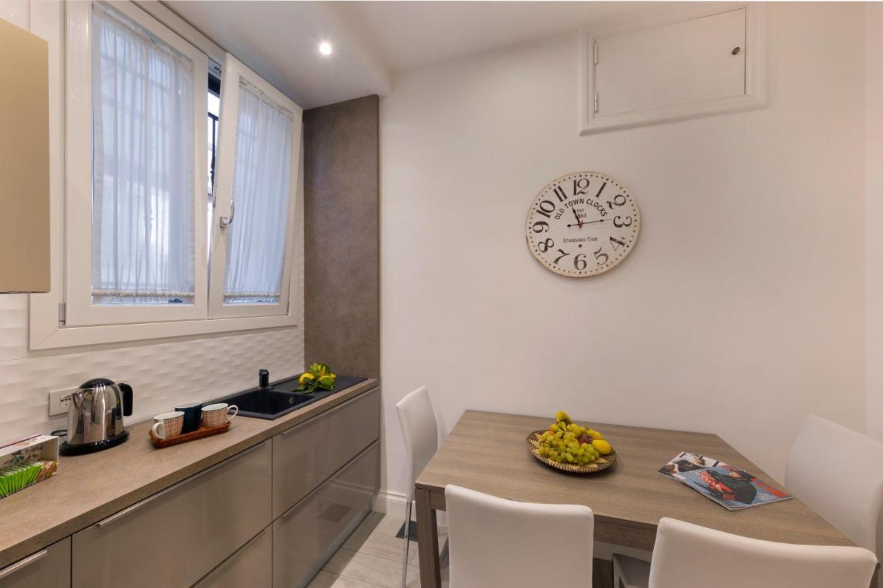 Yourhome - Royal Blue Apartment *
