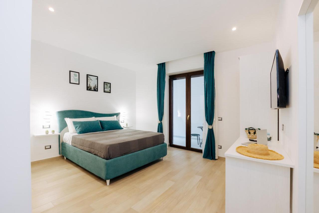 Maison Lorelle - De Vivo Realty