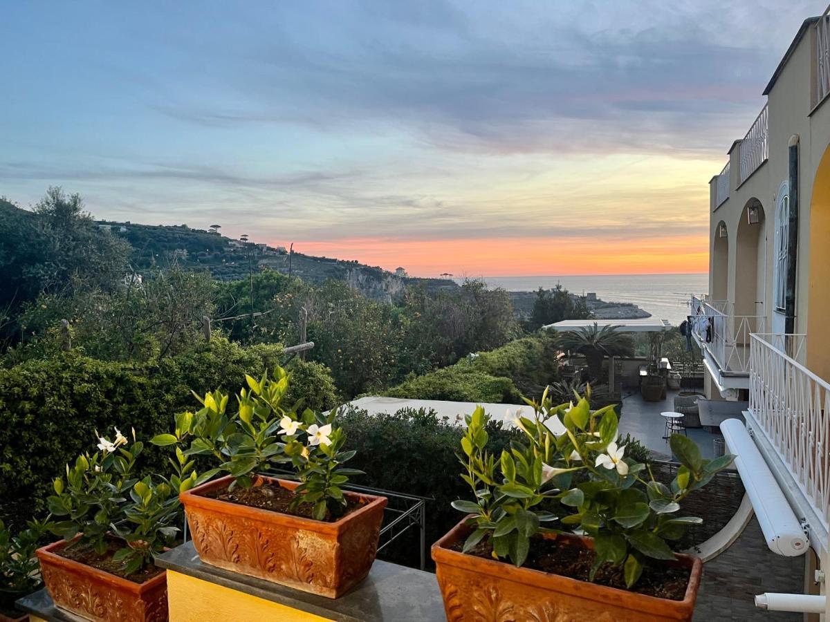 Guest house Faraglioni Di