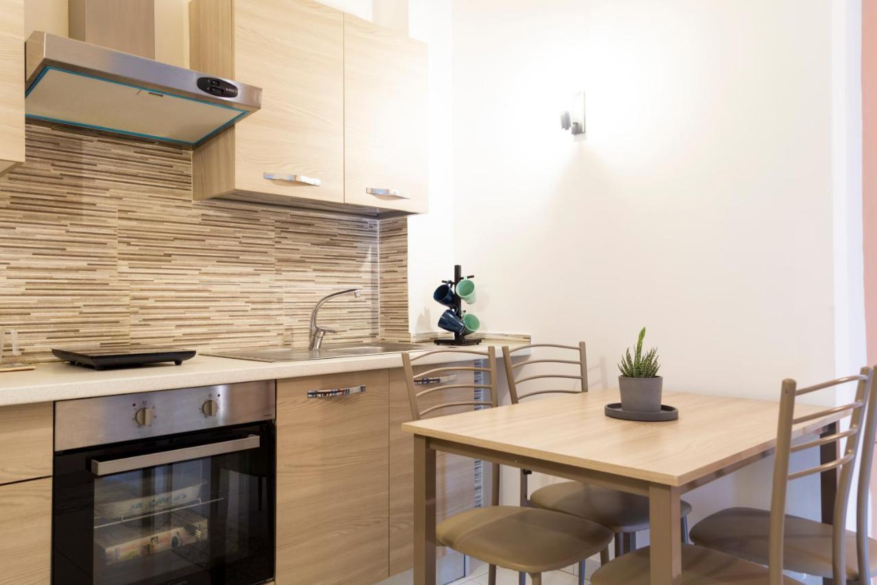 Living Apartment *
