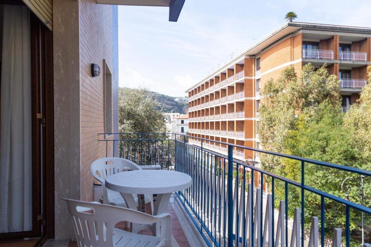 Living * Sorrento