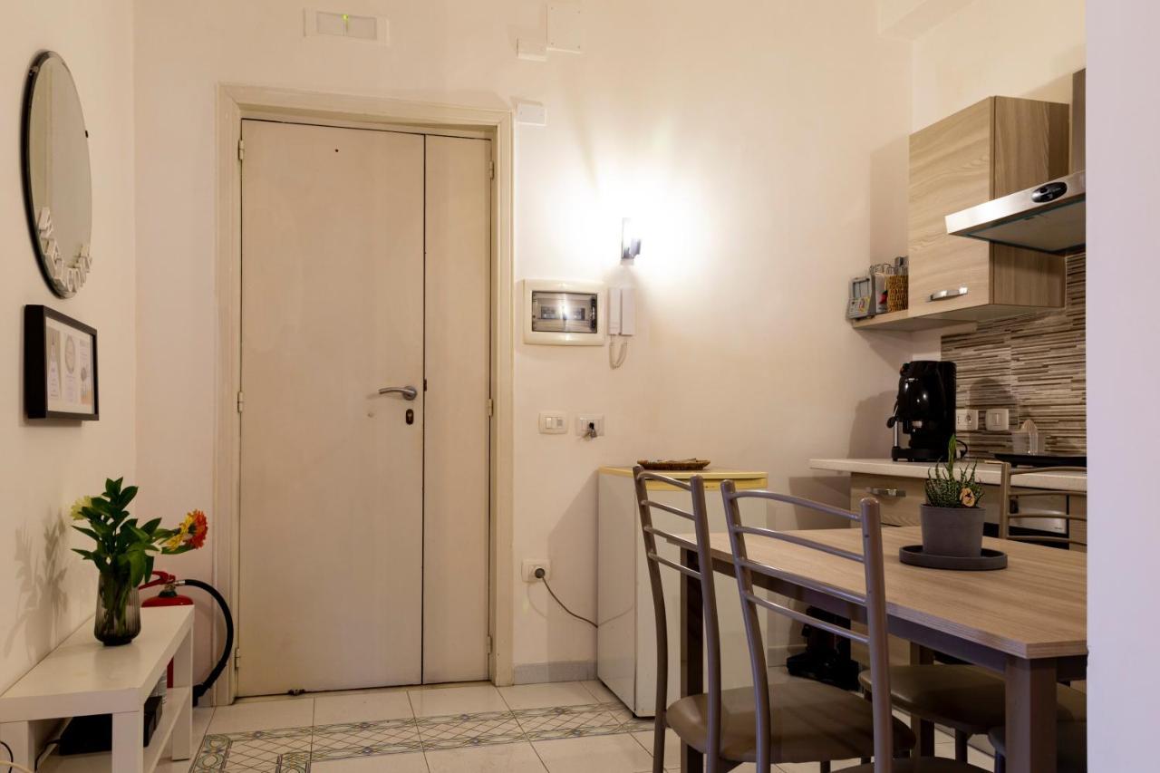 Living Apartment *