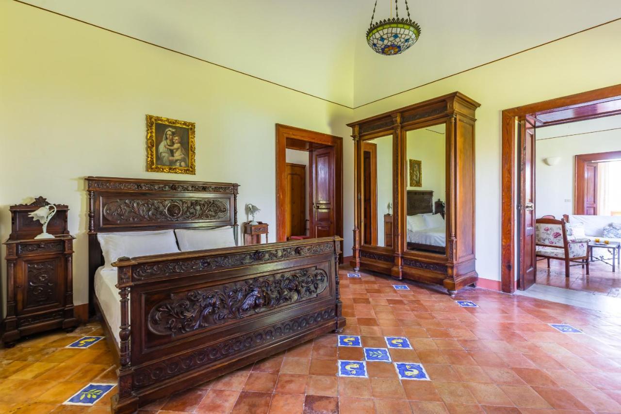 Holiday home With Awesome Belvedere In By Wonderful Italy *