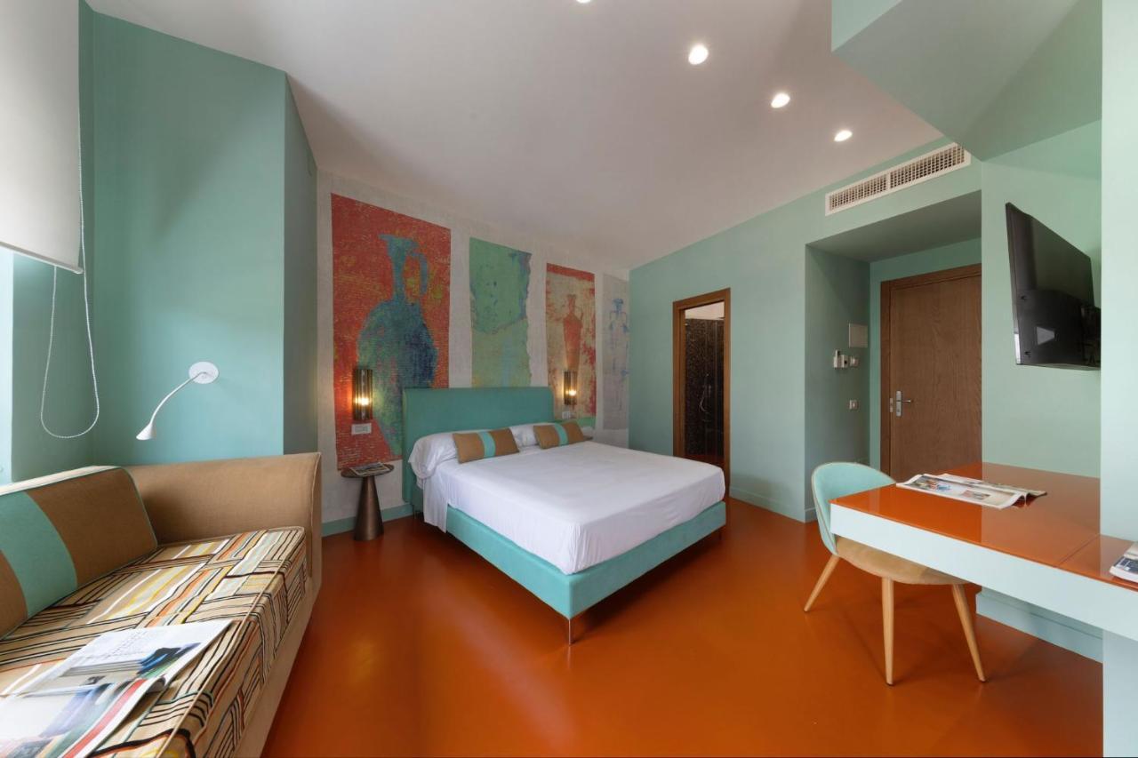 Deluxe Guest house *