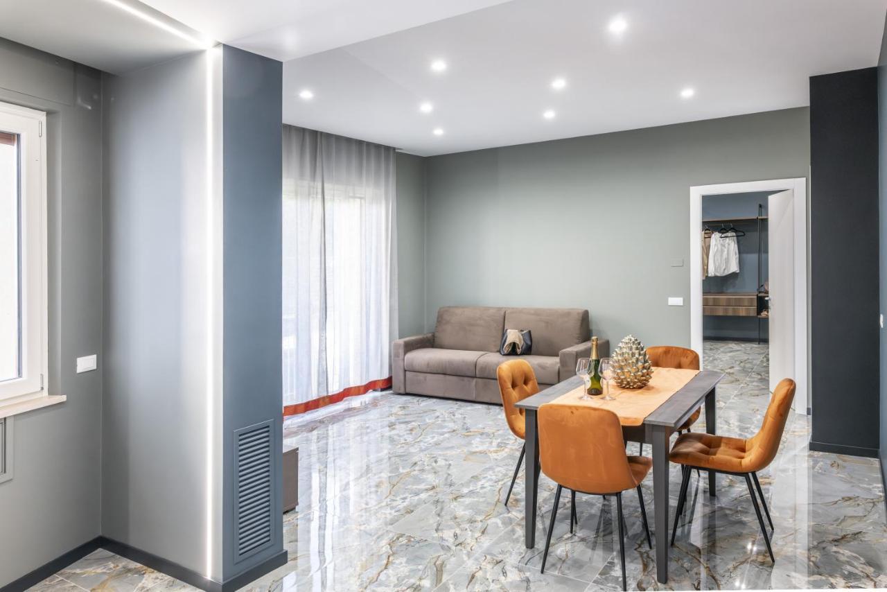 Gold Luxury Flat X4 *