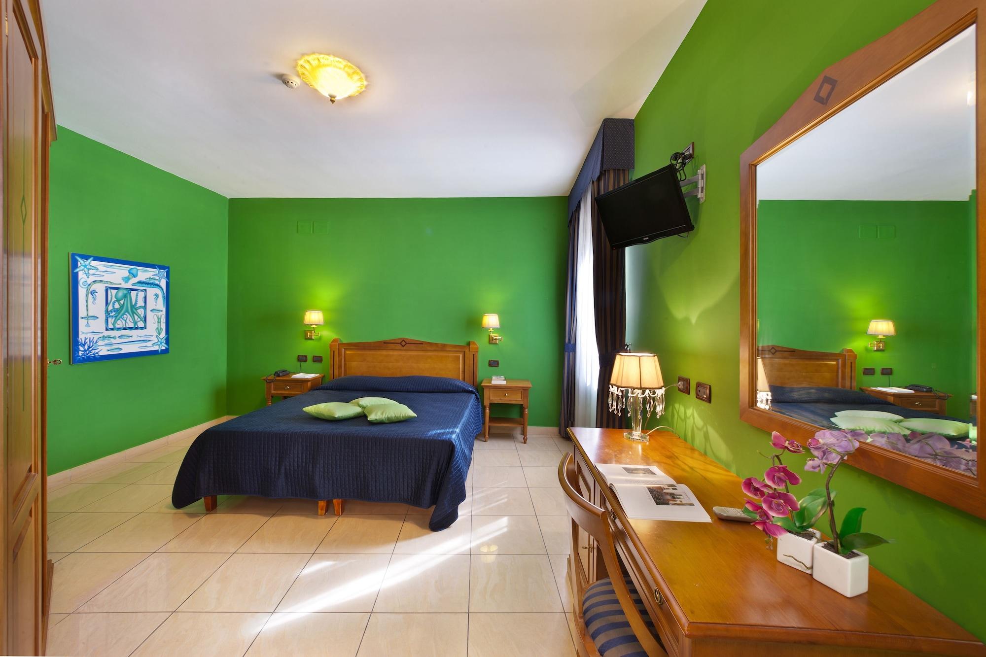 Hotel Ulisse Deluxe 3*
