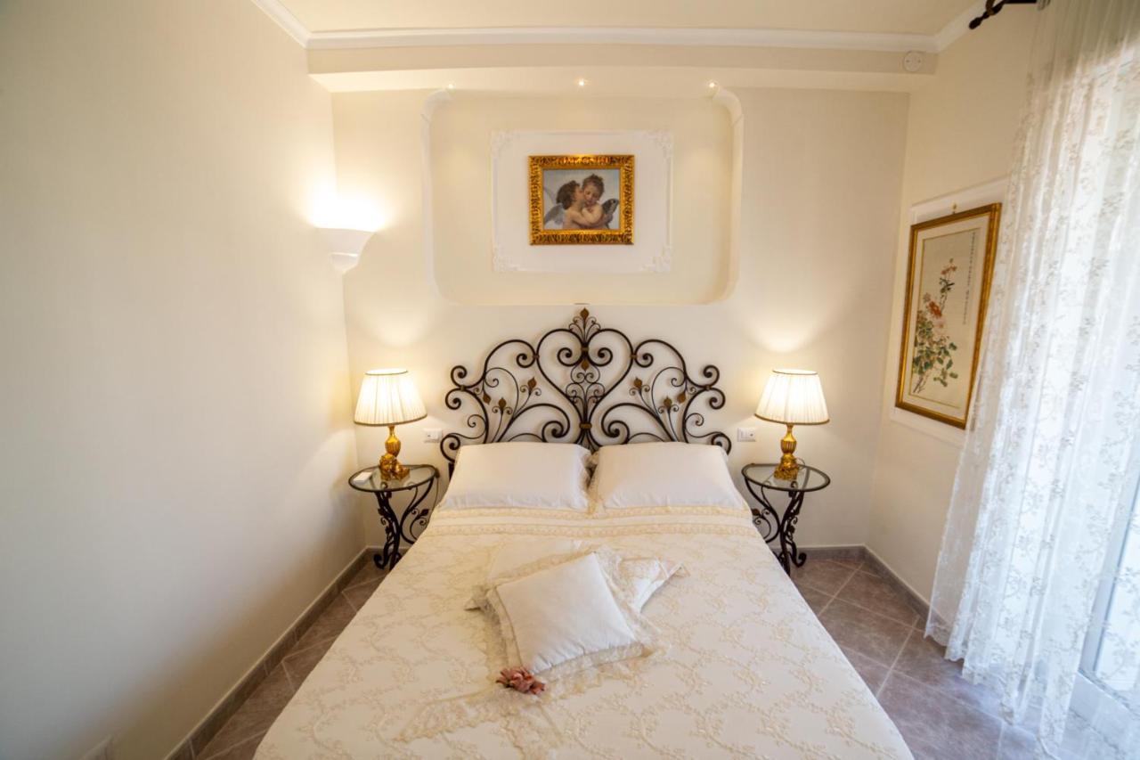 Angel Luxury * Sorrento