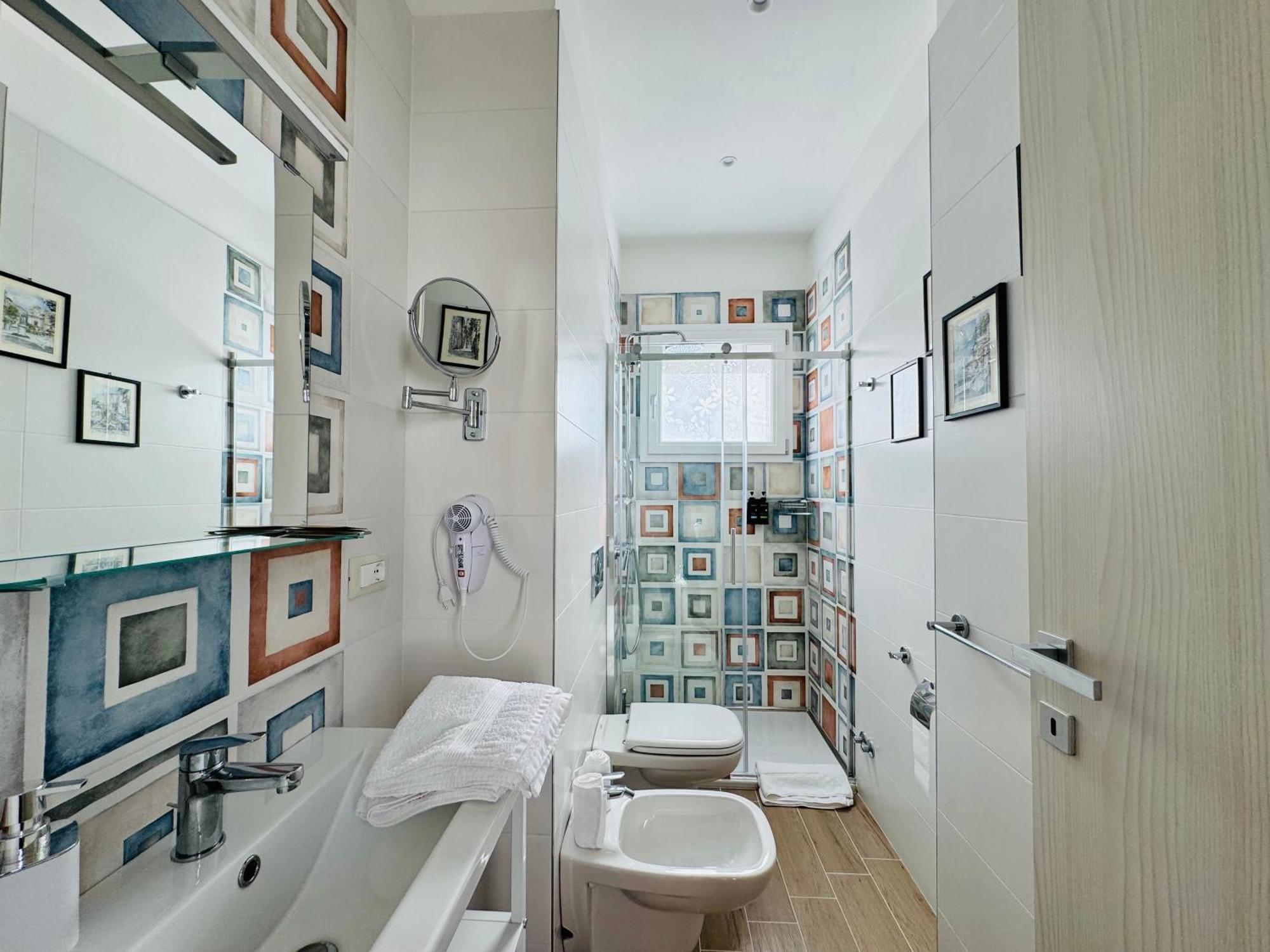 Yourhome - Maison Nicole & Marie Guest house *