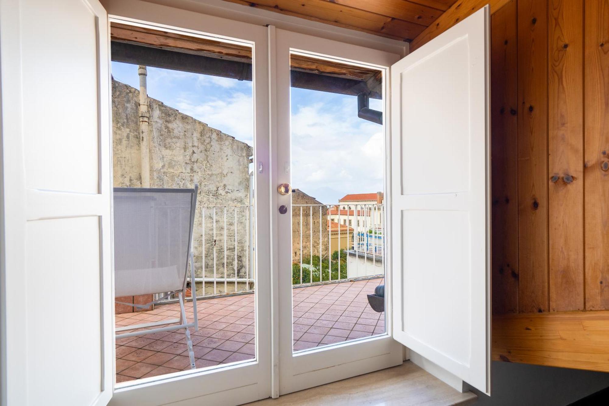Marinella Mia House Old Town Apartment