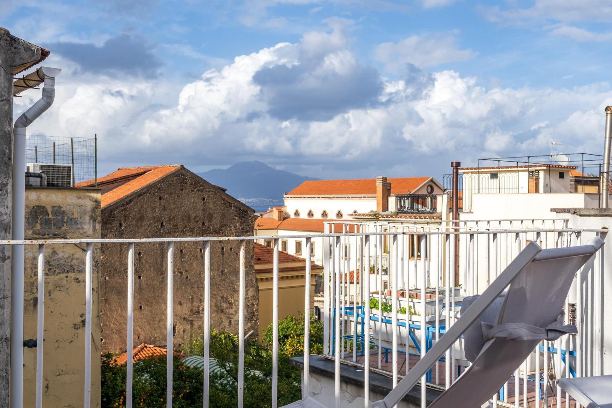 Marinella Mia House Old Town Apartment *