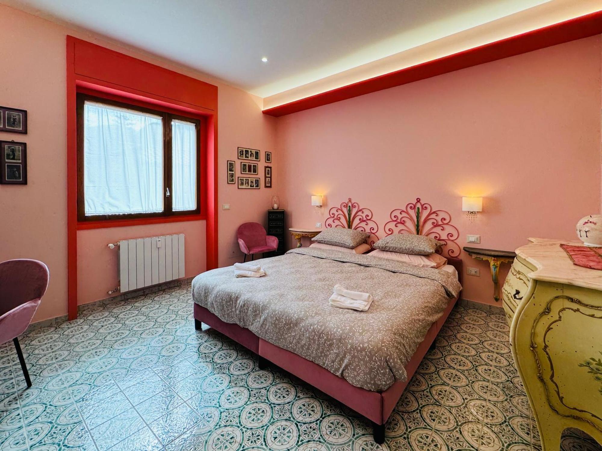 Yourhome - Maison Nicole & Marie Guest house *