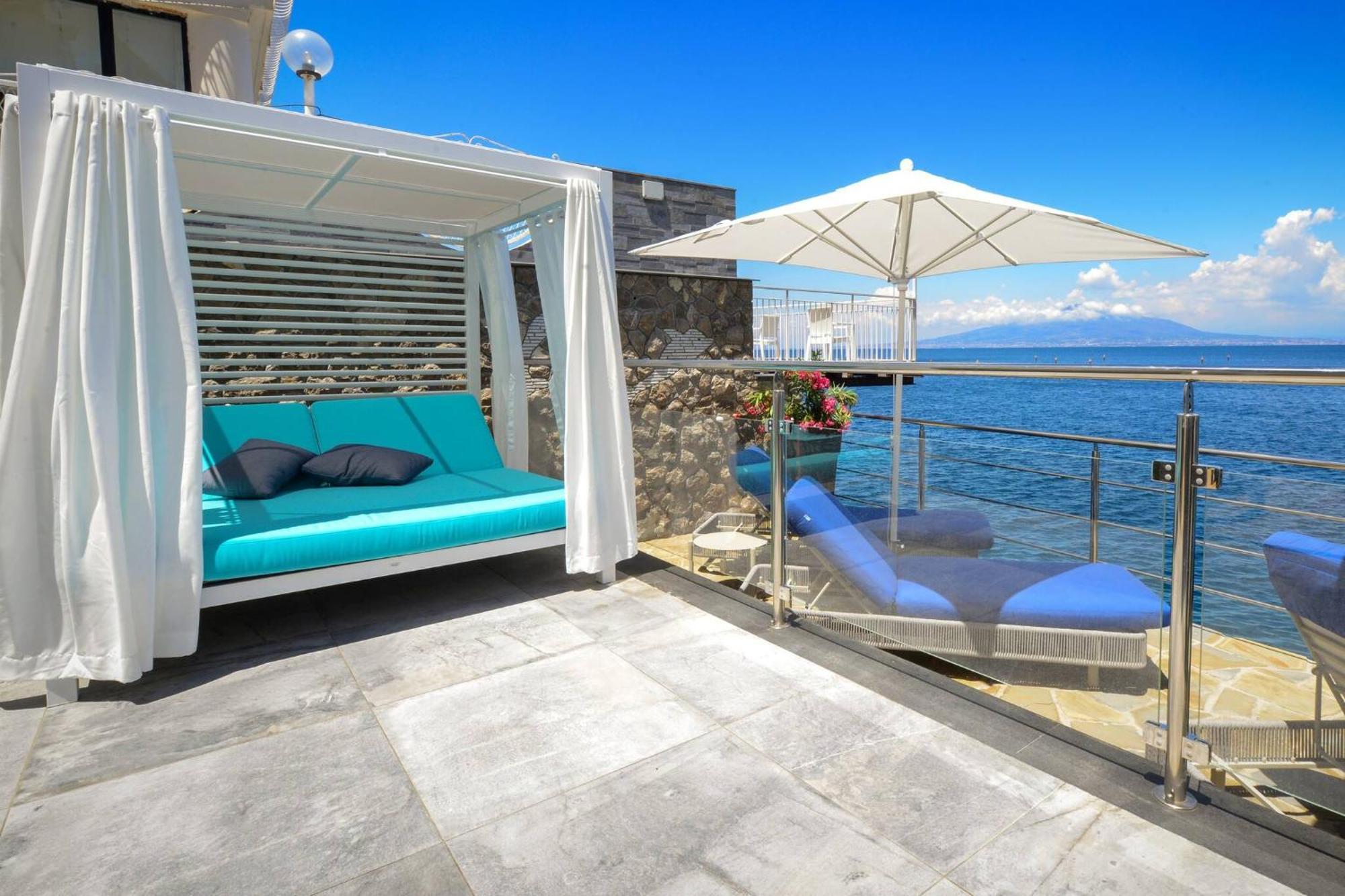 My Exclusive Italy - Beachfront & Private Sea Access Villa *