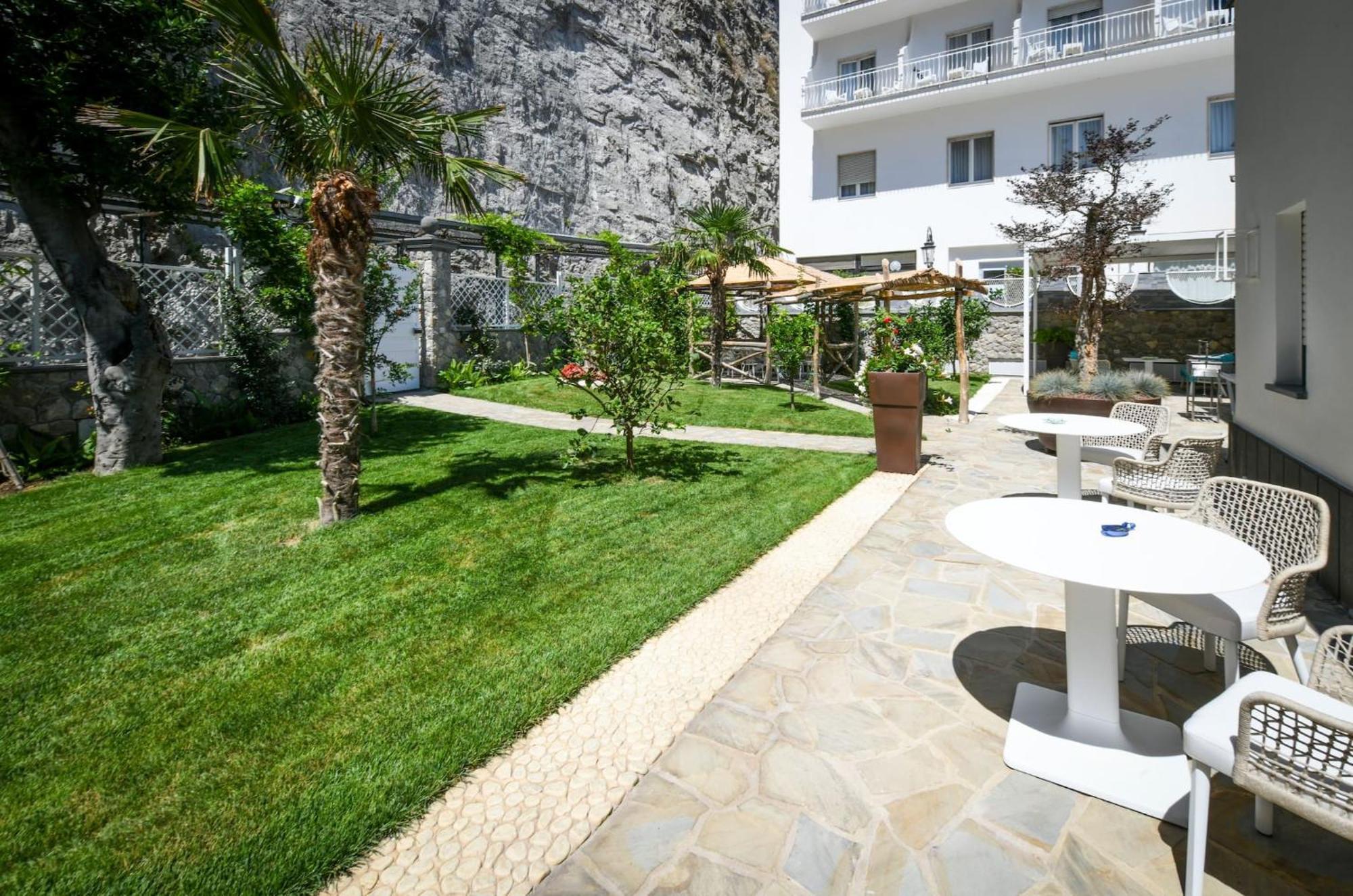 My Exclusive Italy - Beachfront & Private Sea Access * Sorrento