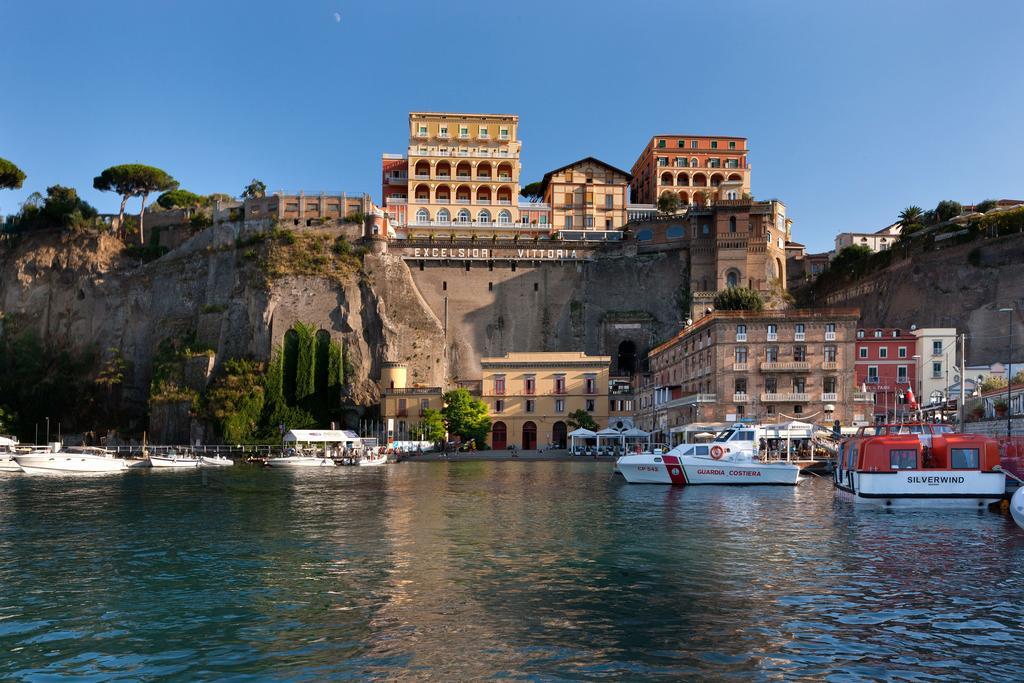Marina Piccola 73 Bed & Breakfast 5*