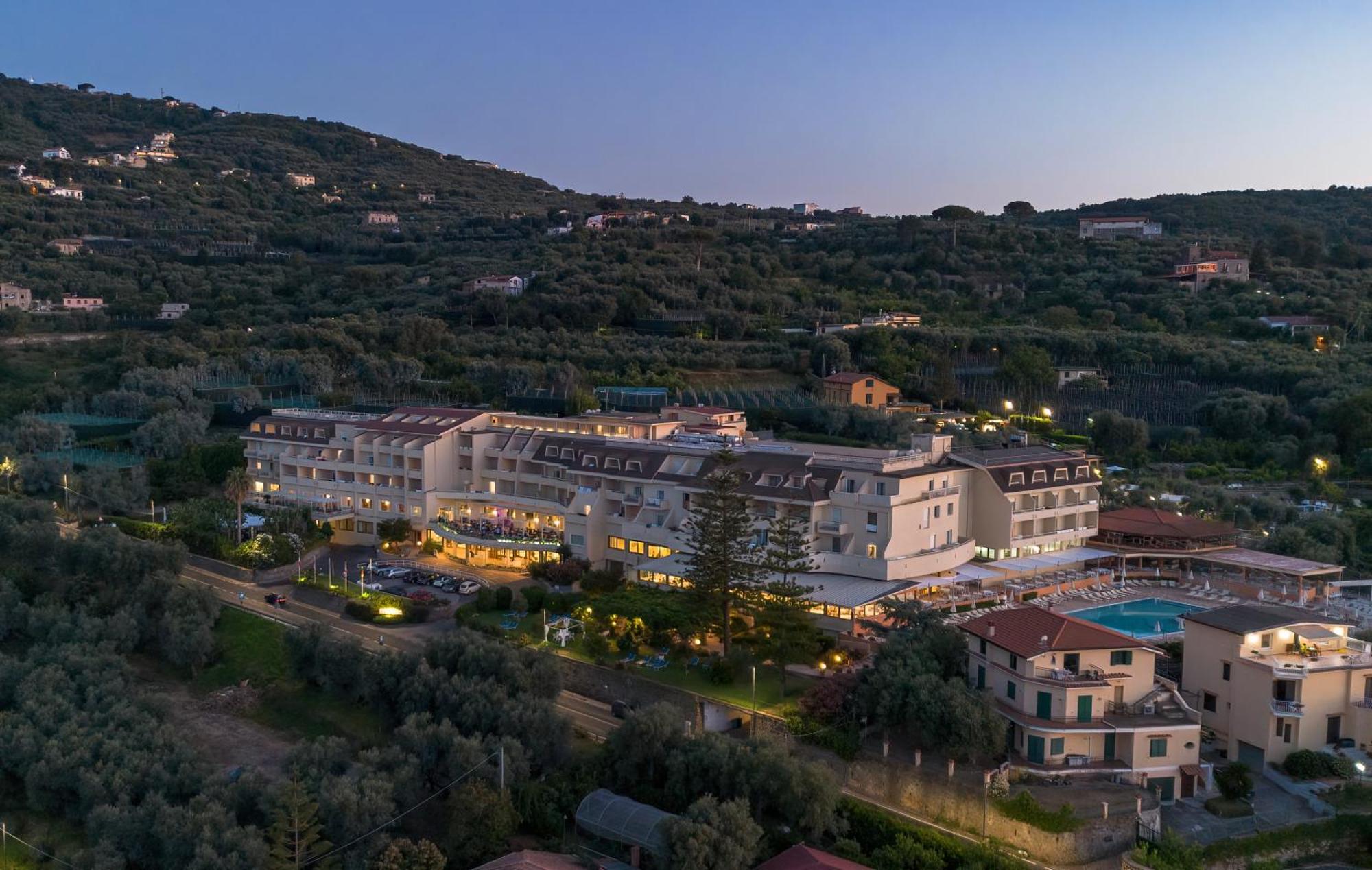 Grand Vesuvio 4* Sorrento
