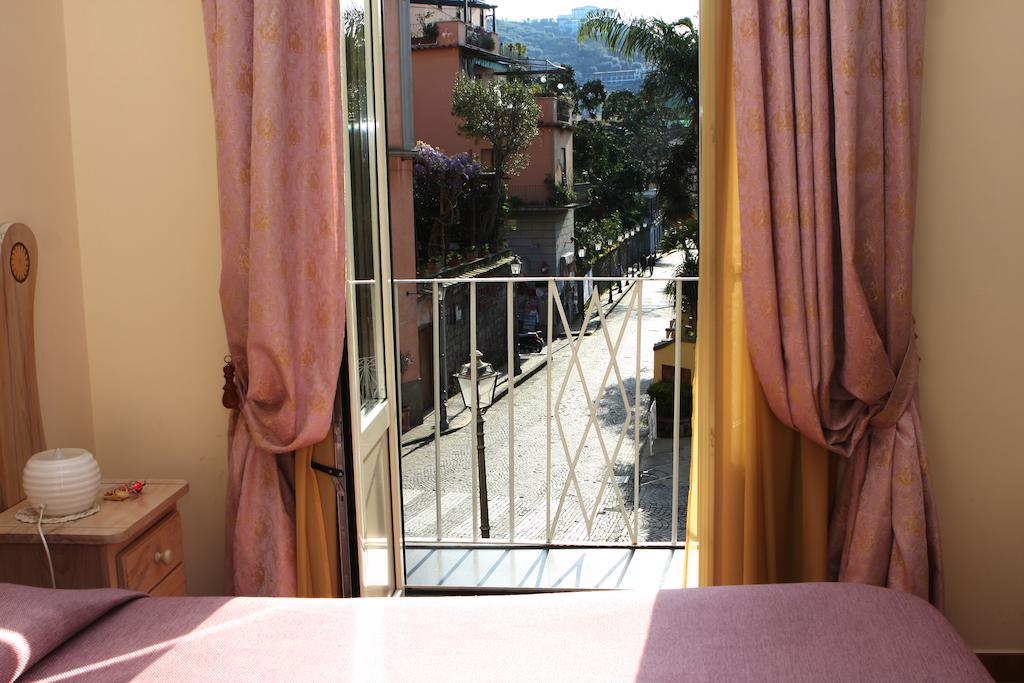 Divina House