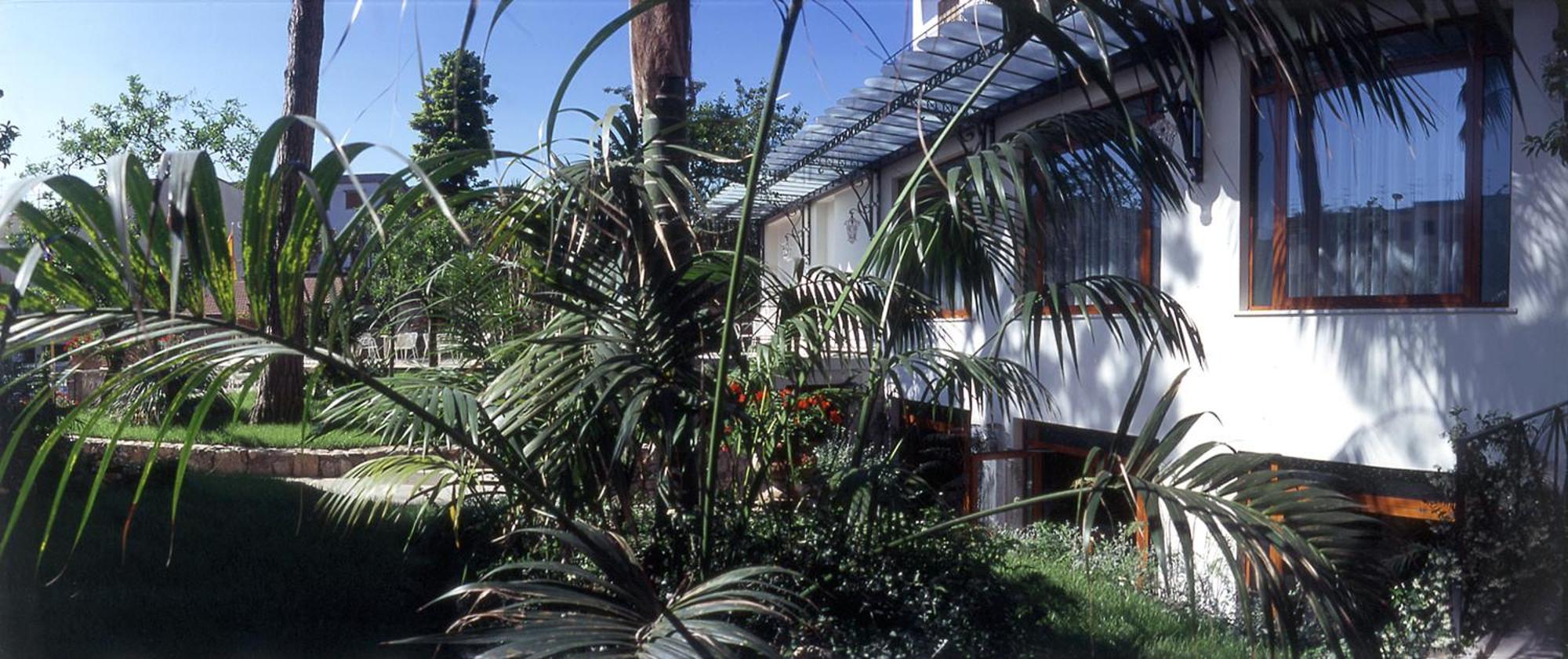 Zi' Teresa Hotel 4*