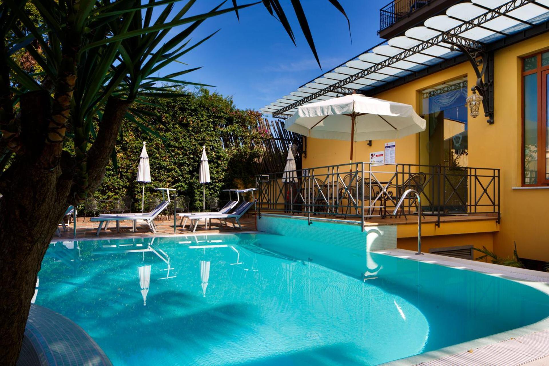 Hotel Zi' Teresa 4*