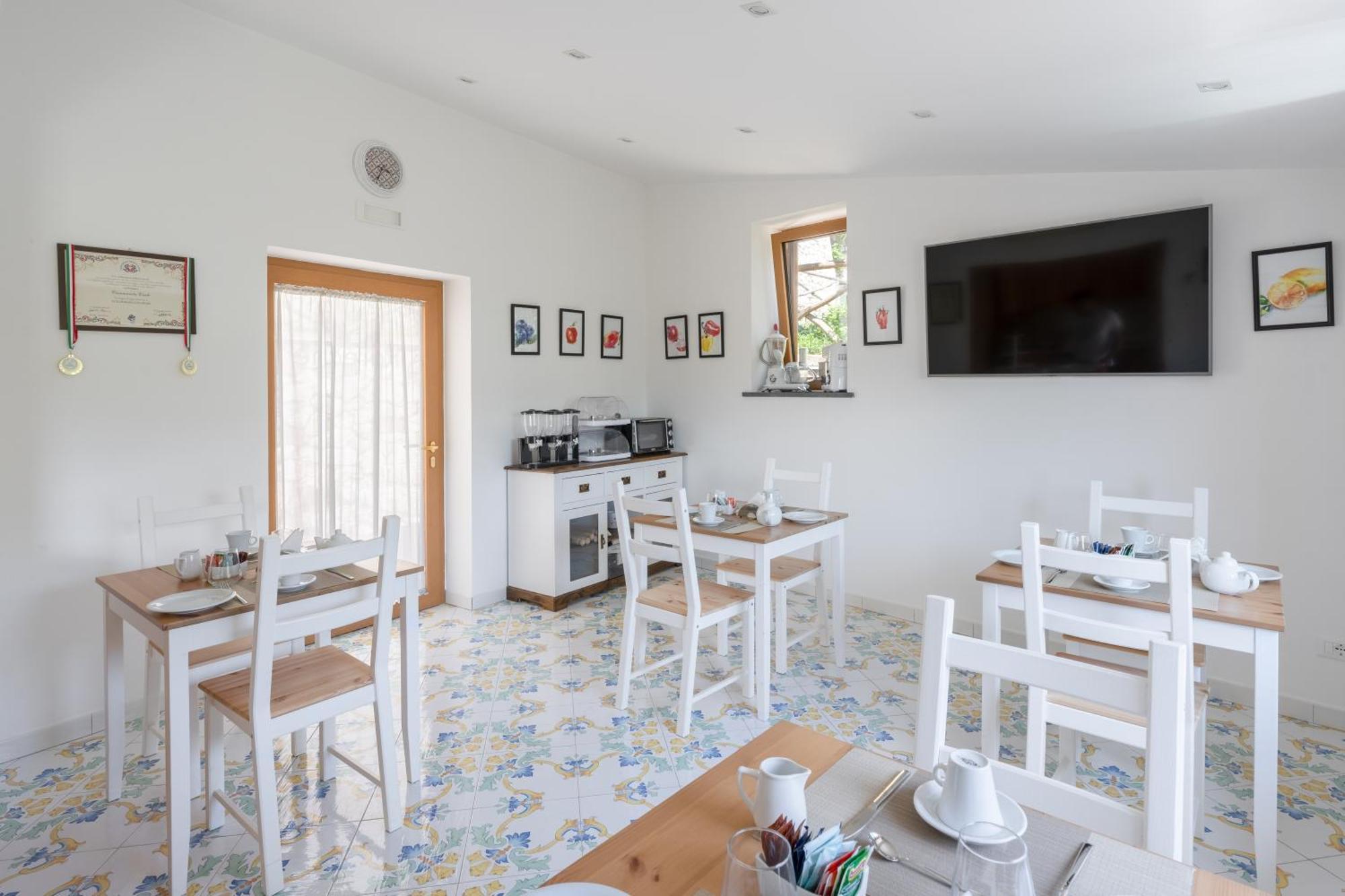Casale Del Nonno Aparthotel Sorrento