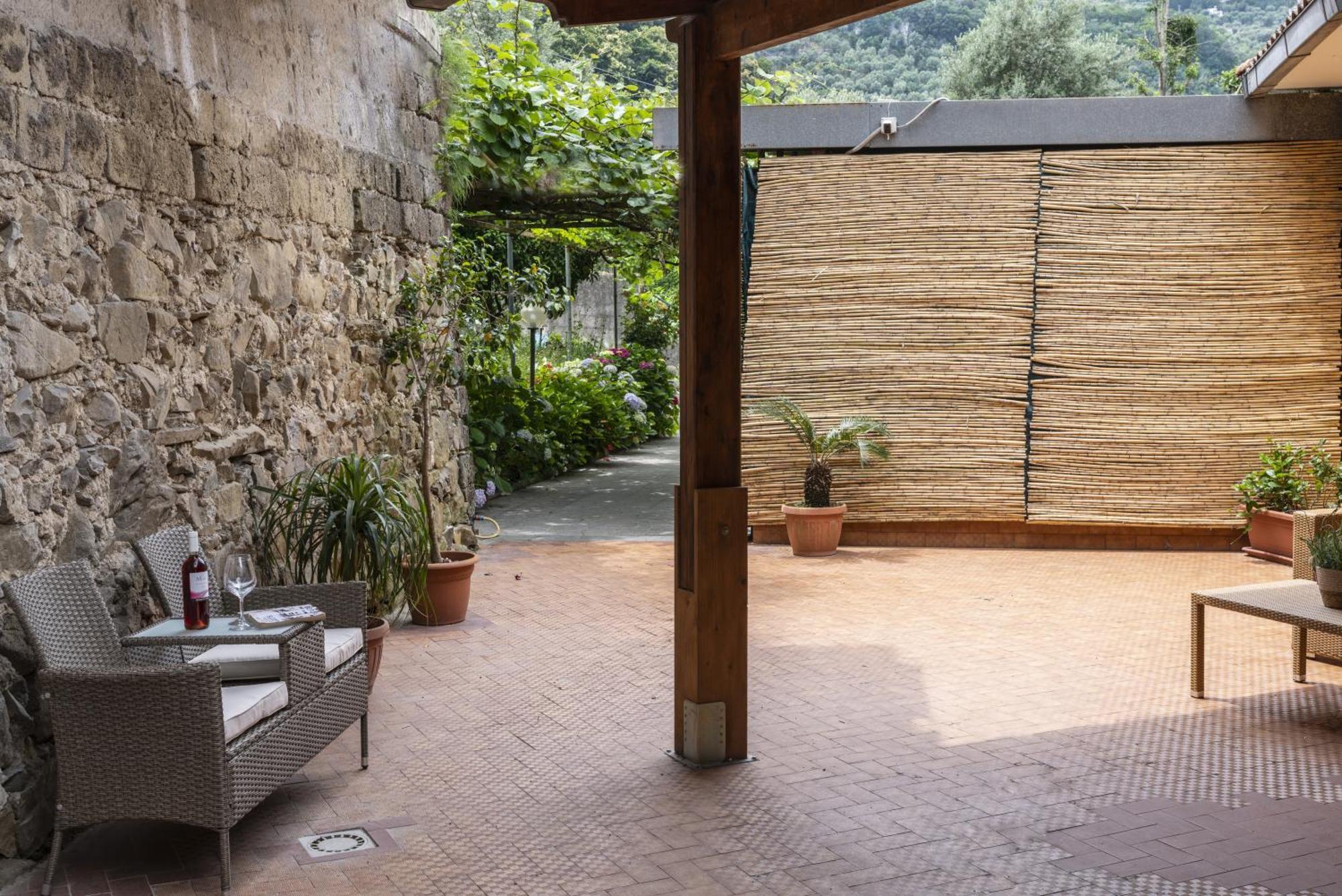 La Natura X6 With Garden And Free Private Parking *