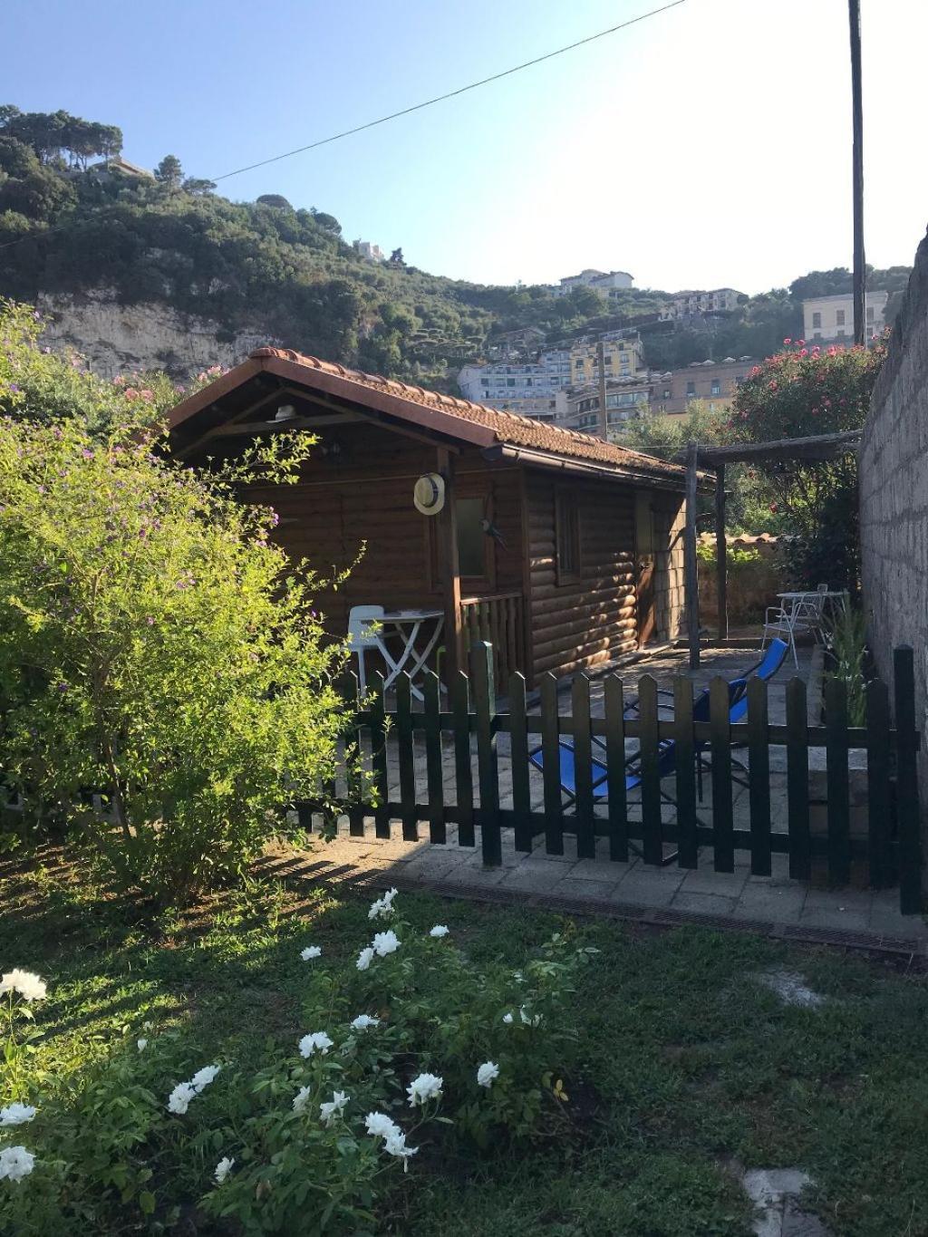 Lidia Bed & Breakfast 3*