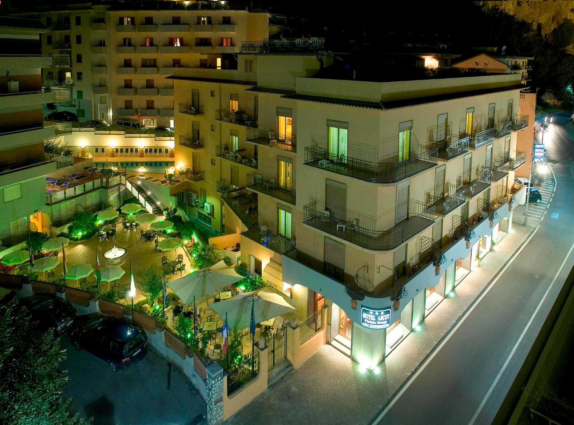 Hotel Ascot Sorrento