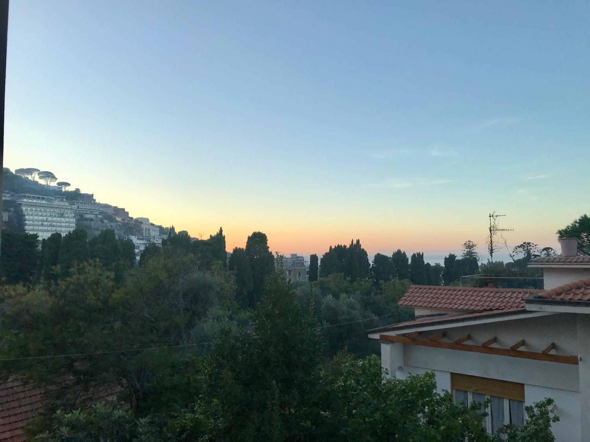 Apartment Sunrise *