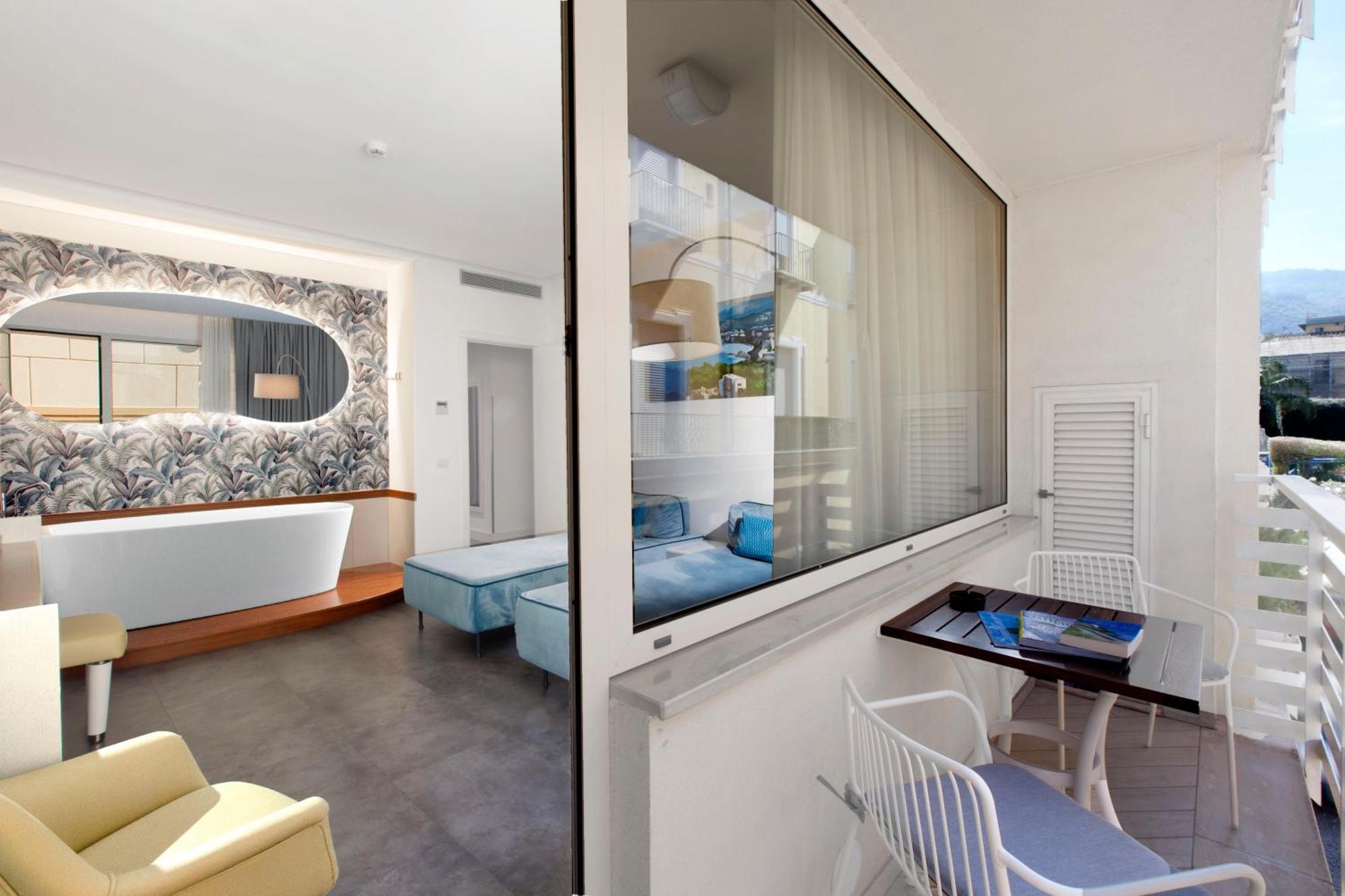 Tasso & Hotel 3*