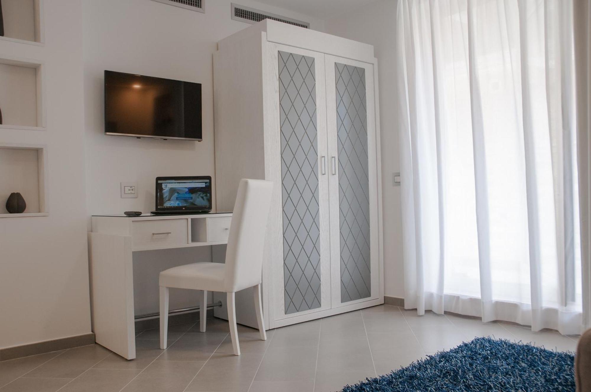 Tasso & Hotel 3*