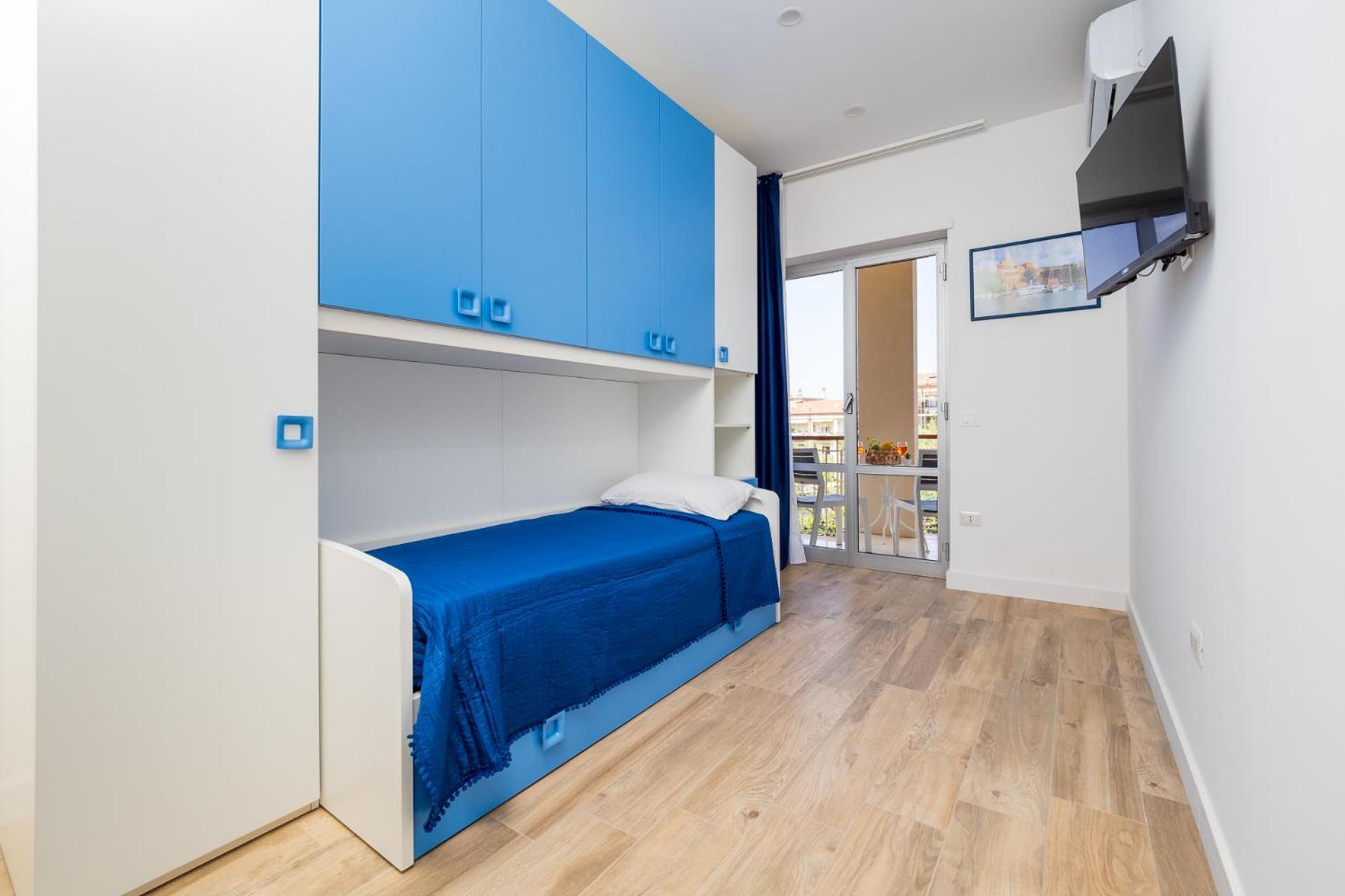 Apartamento Nonno Angelo - 4 Bedrooms With Free Parking & Seaview Balcony Sorrento