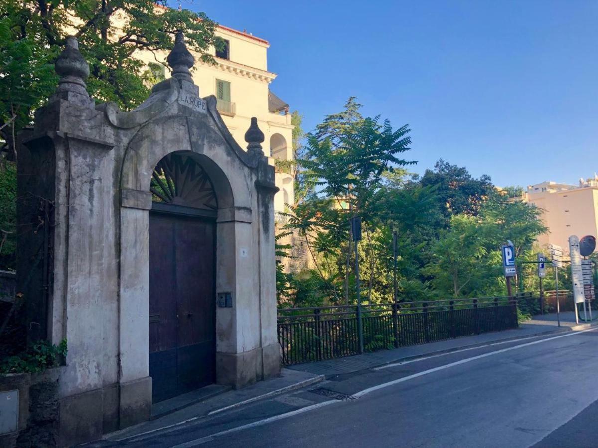 Casa Enzina Guest house