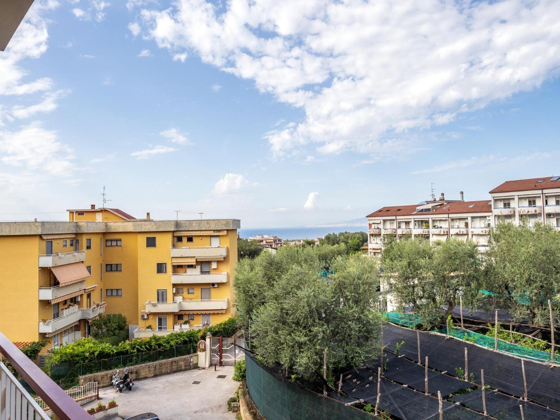 Nonno Angelo - 4 Bedrooms With Free Parking & Seaview Balcony *