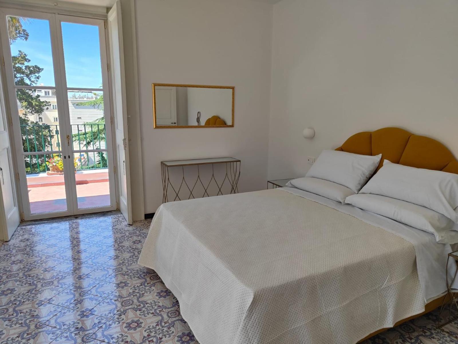 Casa Enzina Guest house