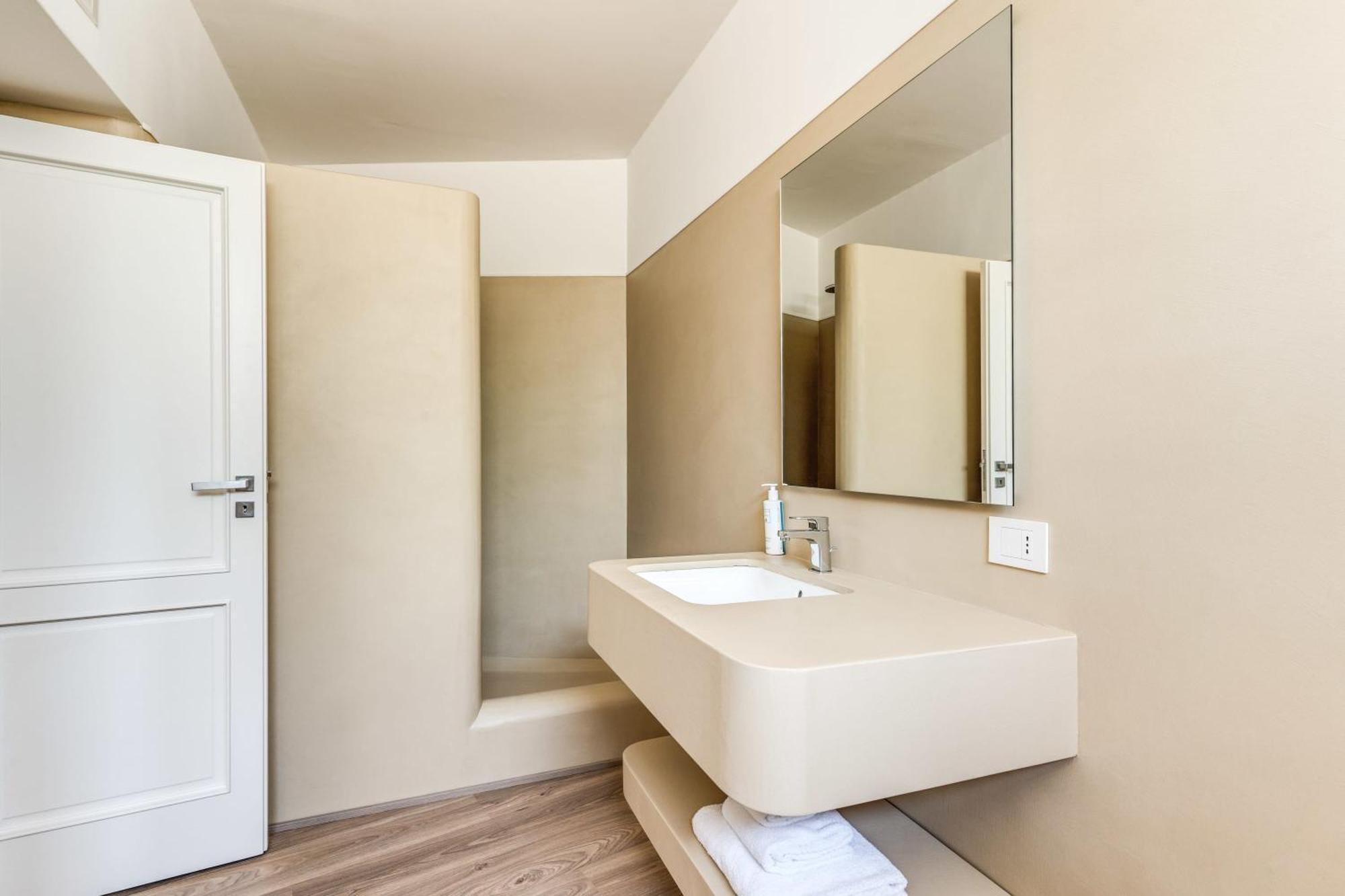Milena Modern Elegance Views And Guest Services Villa *