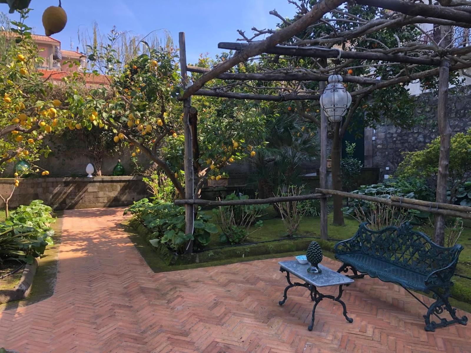 Lidia Bed & Breakfast Sorrento
