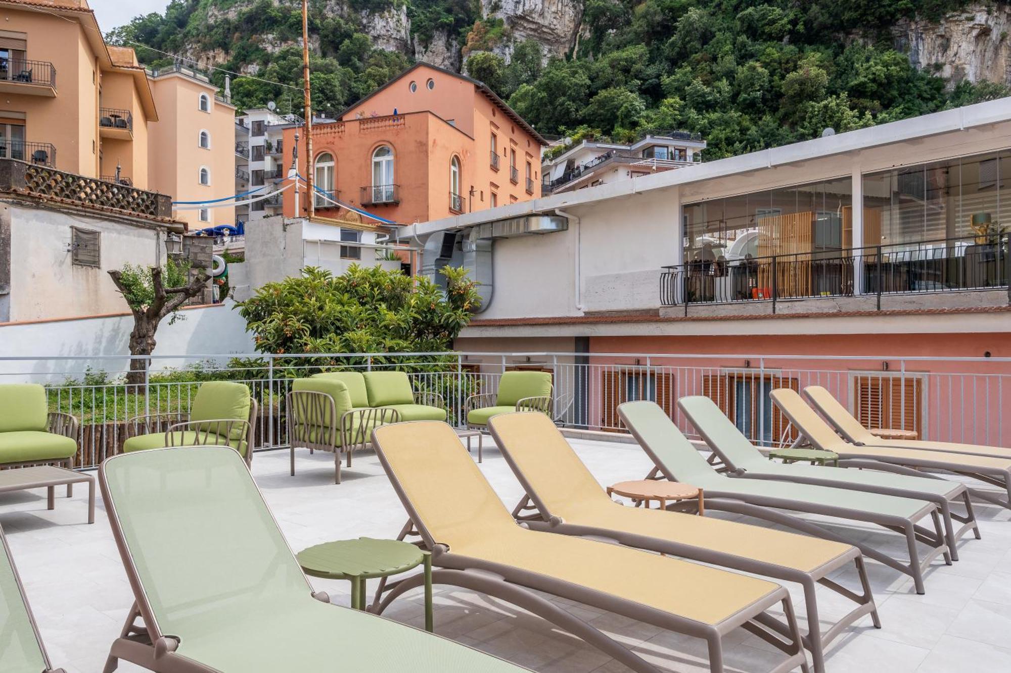 Futura Funky House - De Vivo Realty * Sorrento