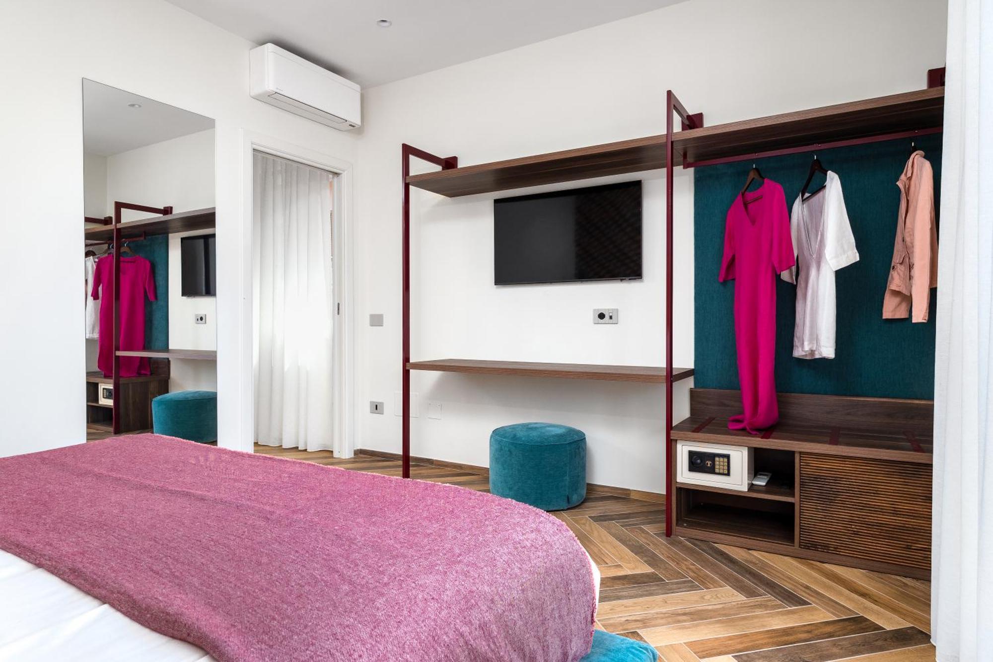 Futura Funky House - De Vivo Realty Apartment Sorrento