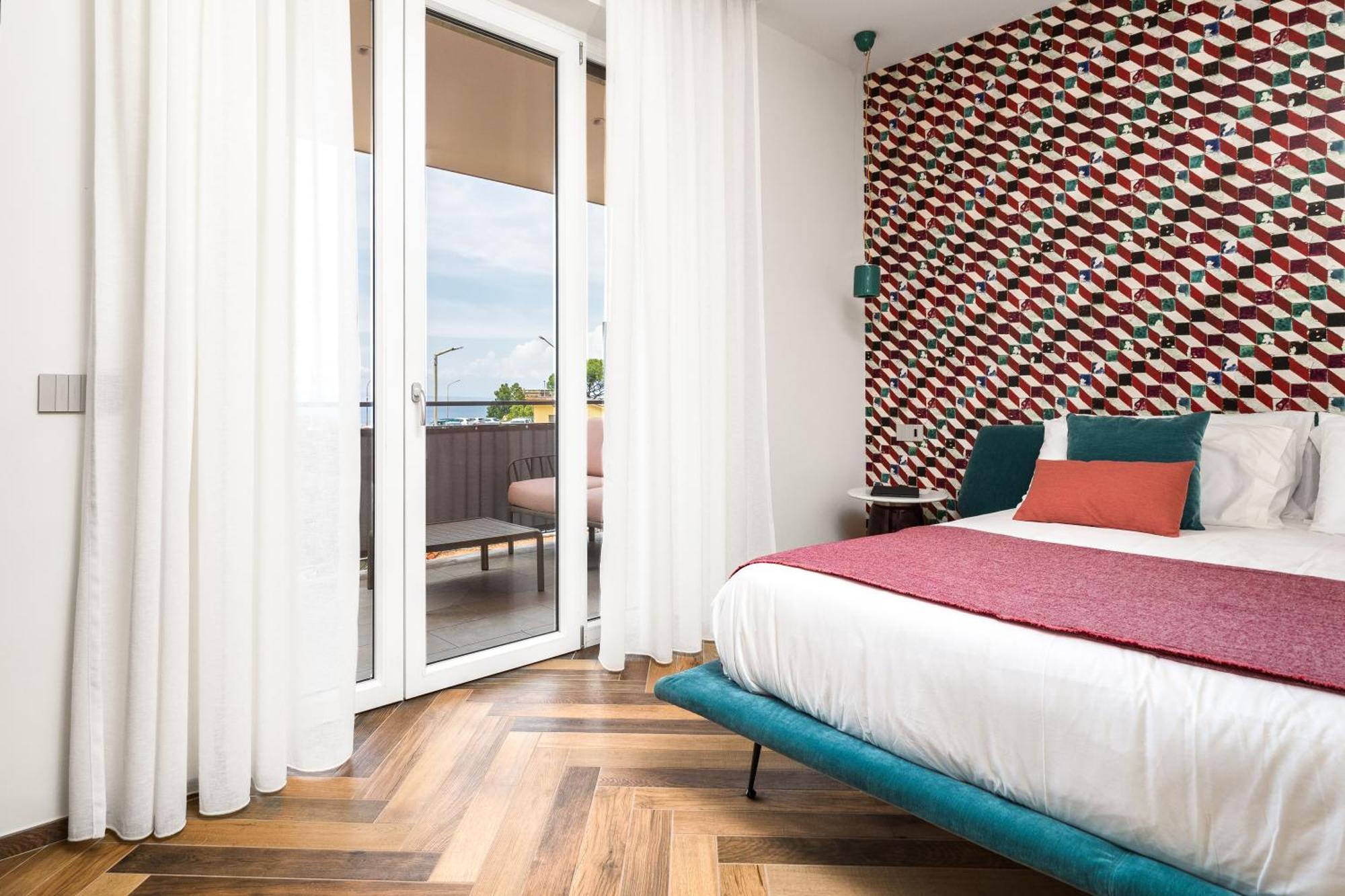 Apartment Futura Funky House - De Vivo Realty