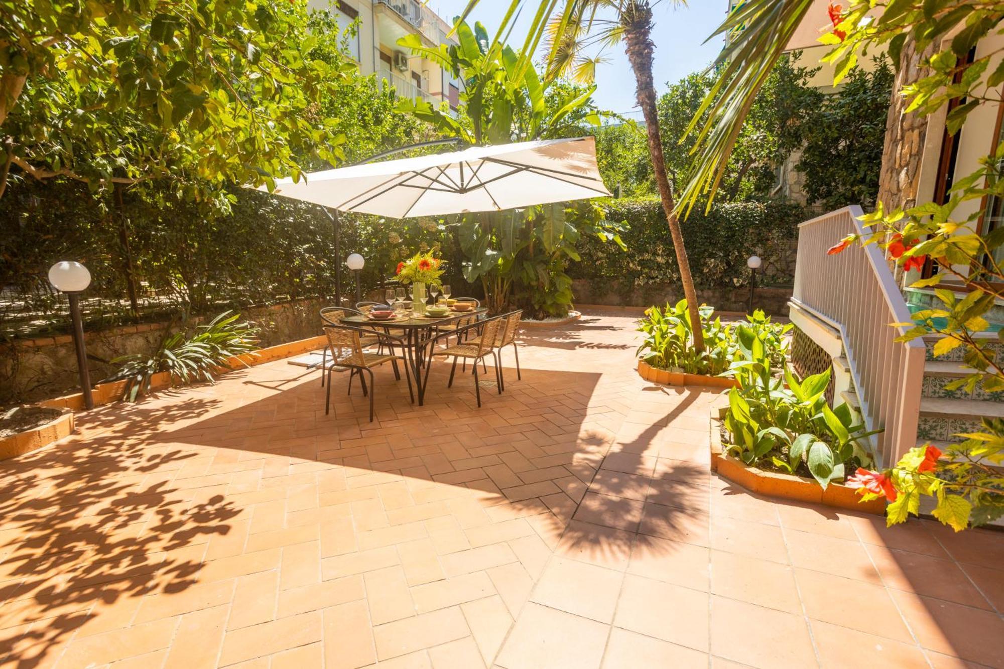 Casa Lory Apartment *