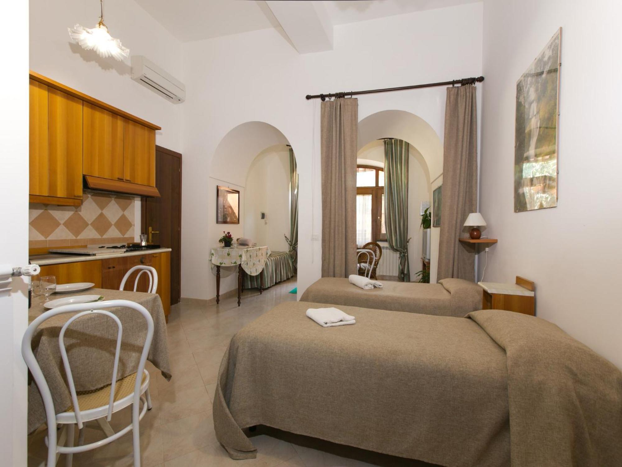 Luxurious Mansion In With Garden Sorrento