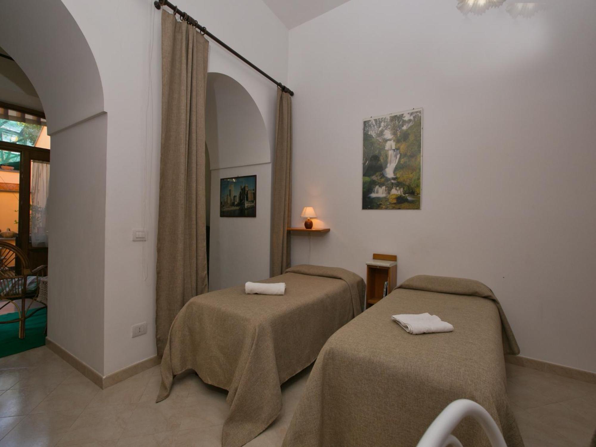Luxurious Mansion In With Garden * Sorrento