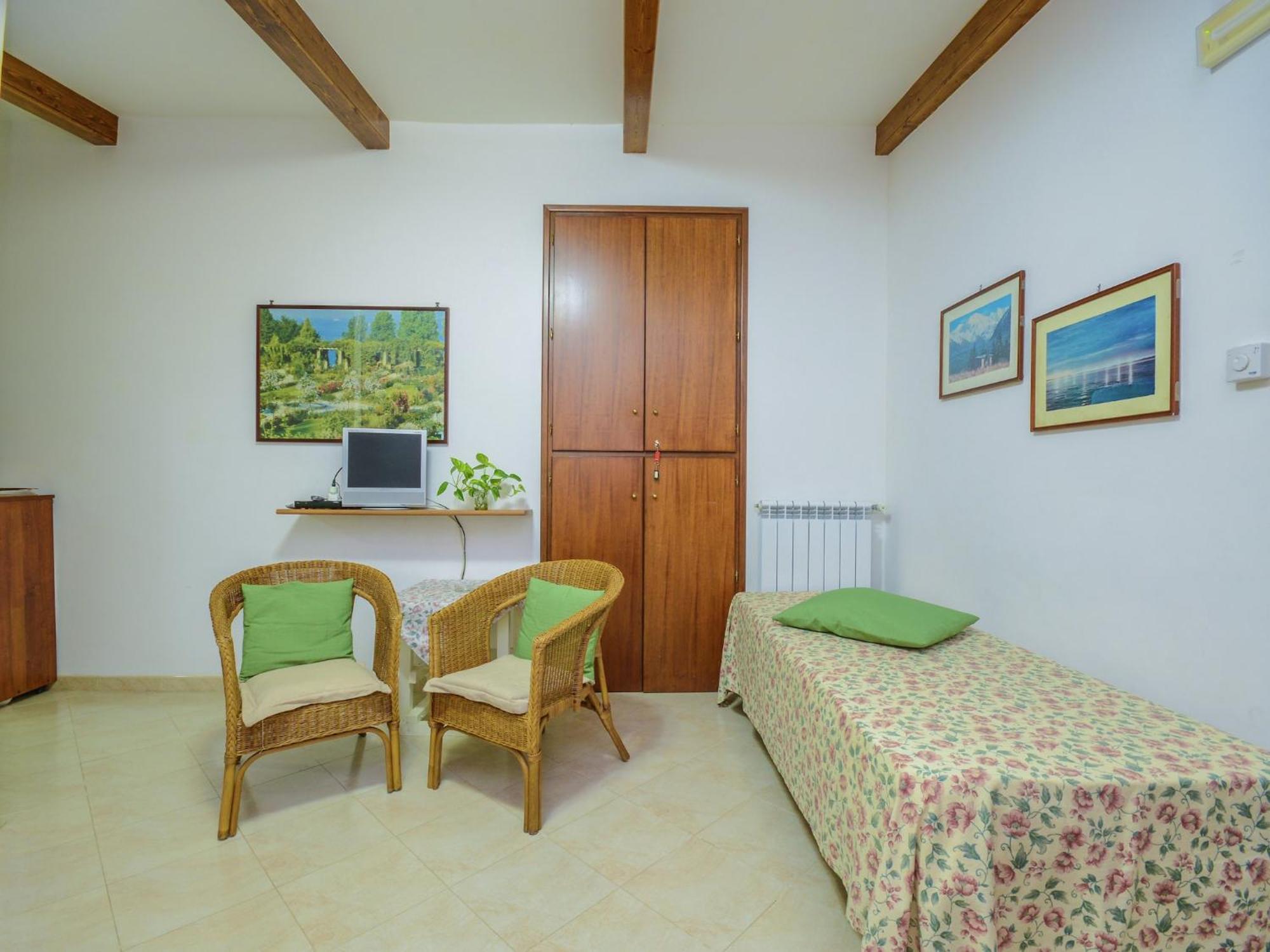 Luxurious Mansion In With Garden Holiday home *