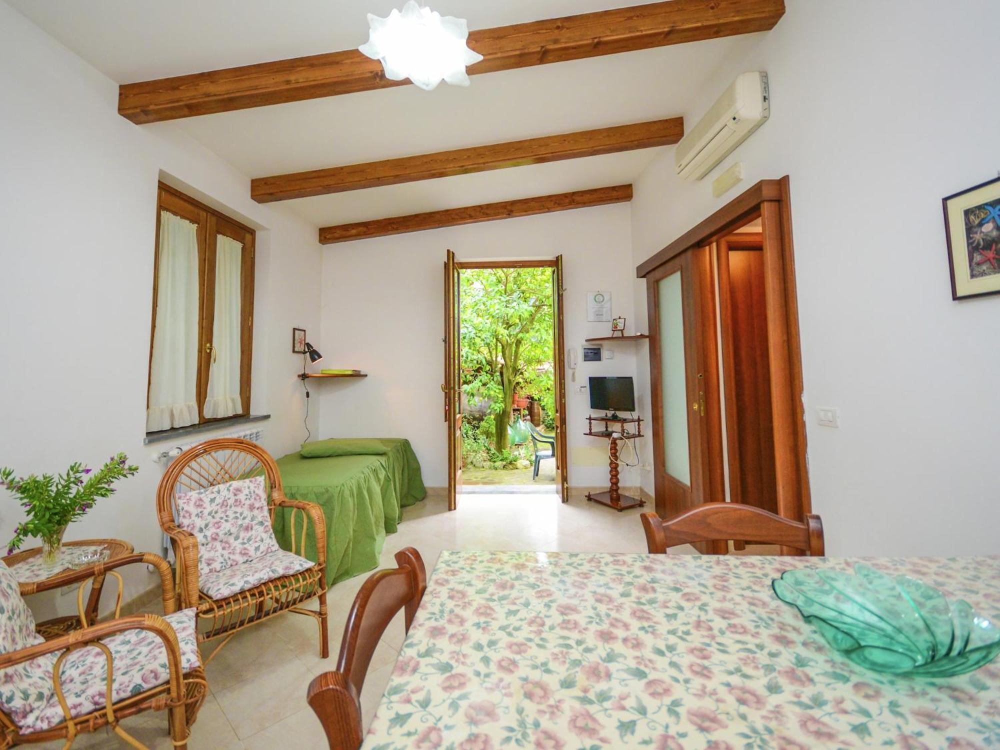 Luxurious Mansion In With Garden Sorrento