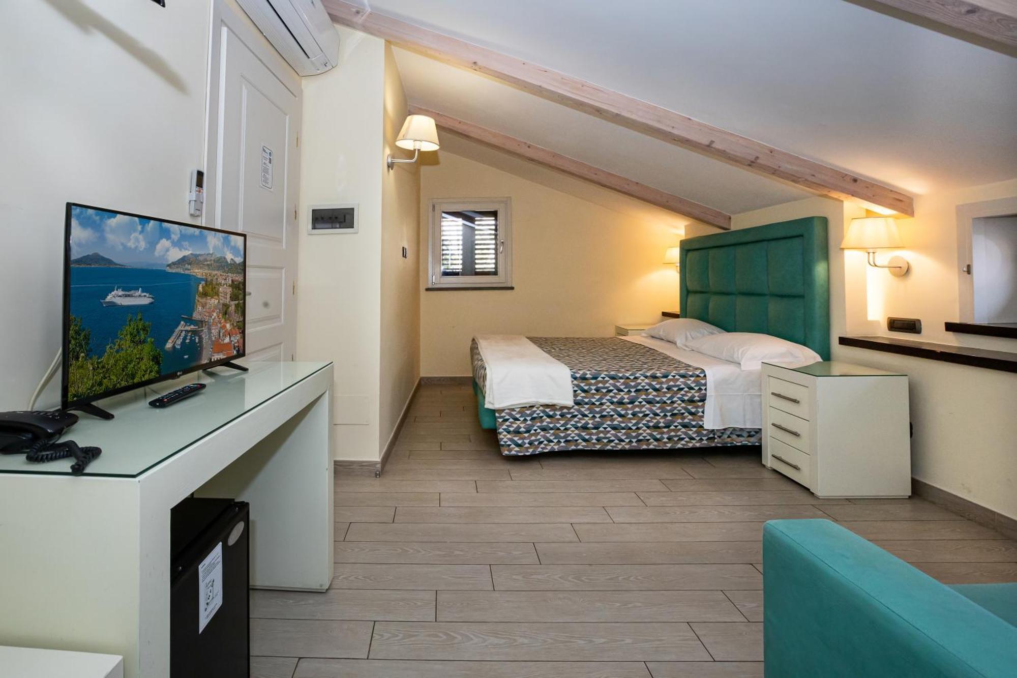 Guest house Blurooms 2*